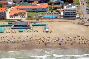 108 y El Mar - Hotel Tejas Rojas